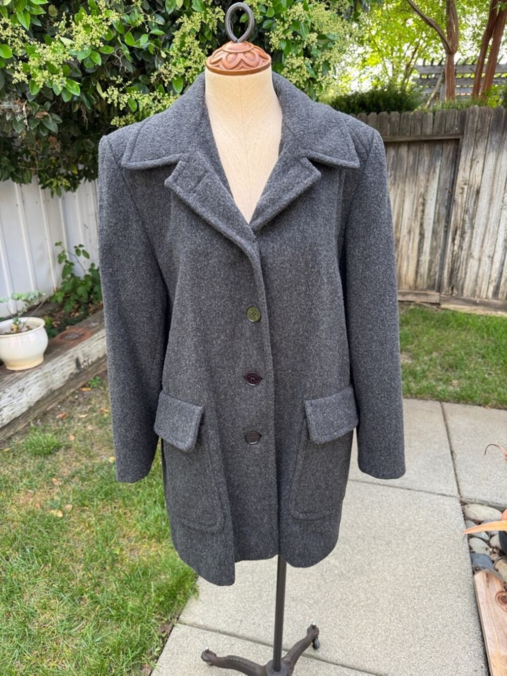 Vintage Albert Nipon Wool Women's Size 12 Gray Double Coat USA